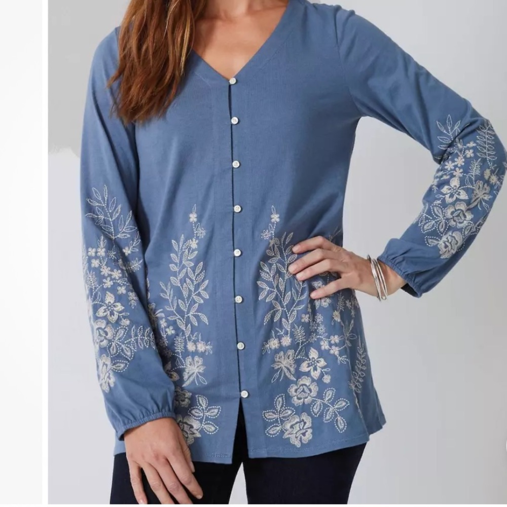 J.Jill Floral Expressions V-Neck Tunic Top Blue White Embroidered Floral Size M